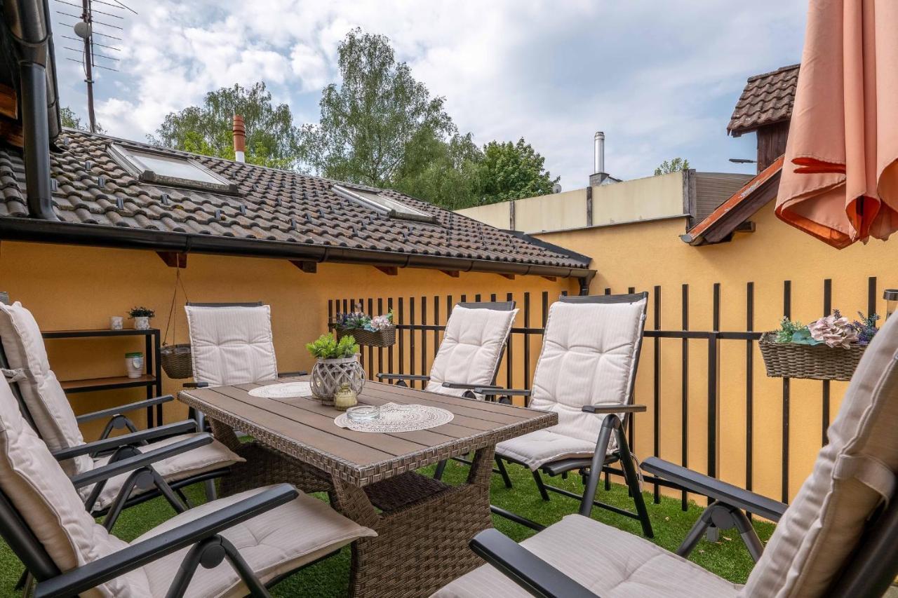 Dum U Lazni Federer Apartment Třeboň Exterior foto